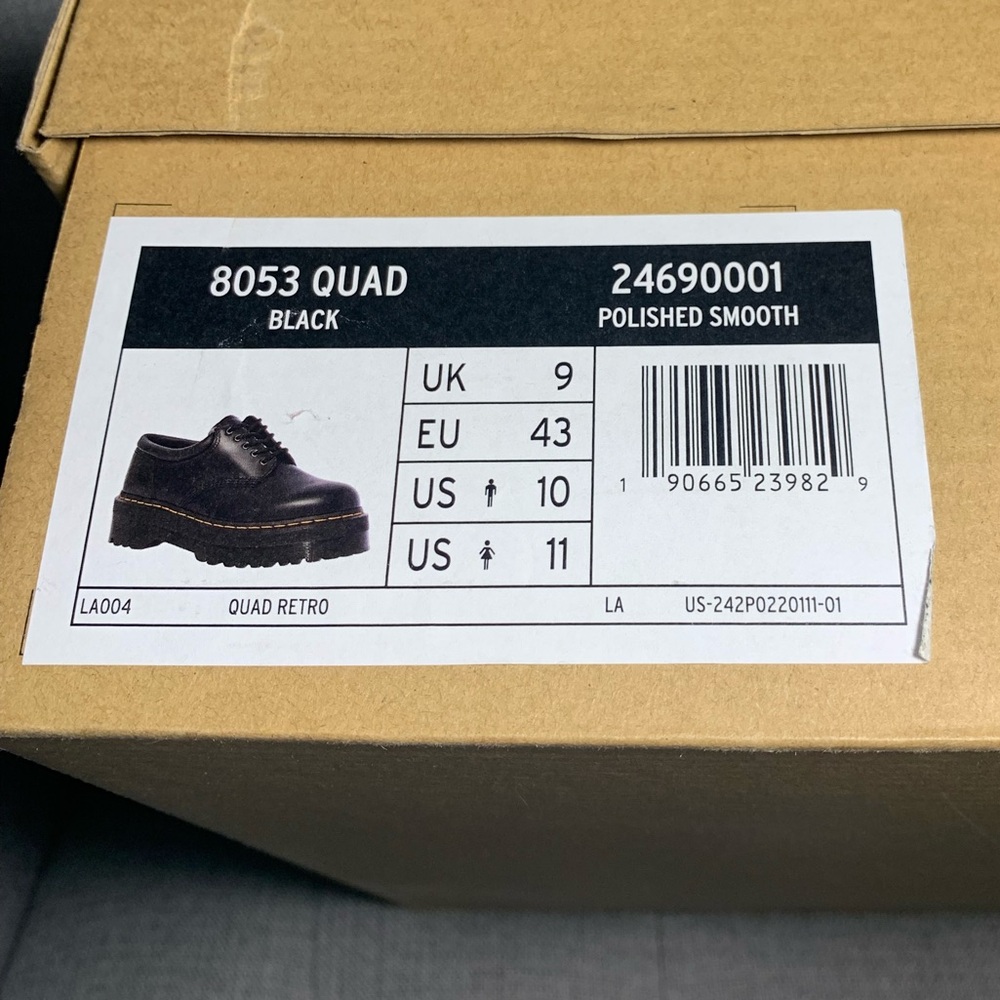 NIB Dr. Martens Quad Retro Shoes 11 - Picture 11 of 12
